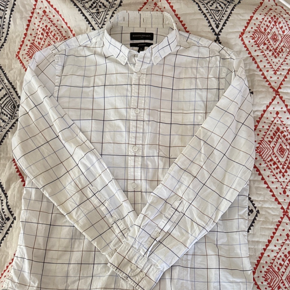 Banana Republic White and Black Checkered Shirt
